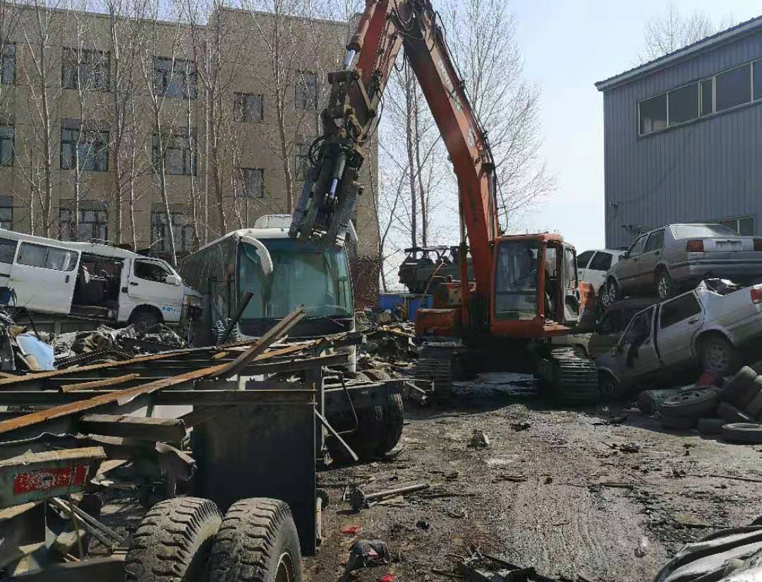 重庆车管所:汽车改装不当,容易引起汽车报废!